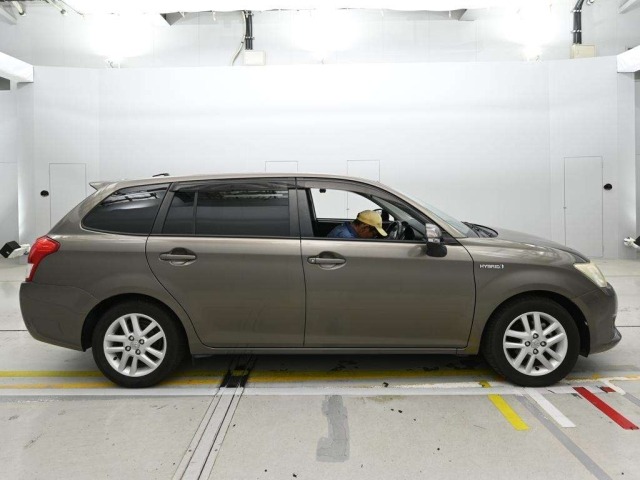 Toyota COROLLA FIELDER 2013 7385105-3