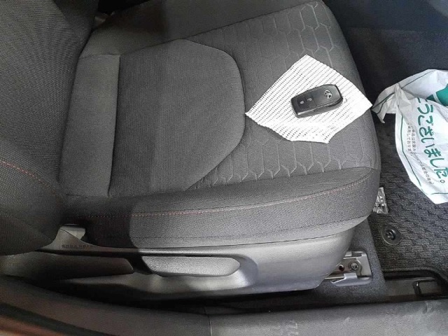 Toyota COROLLA SPORT 2023 7383654-10