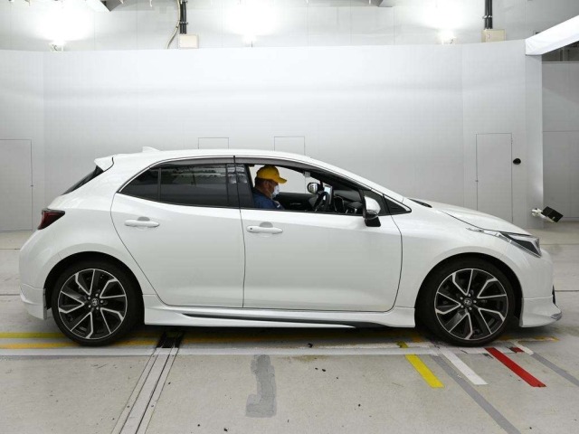 Toyota COROLLA SPORT 2023 7383667-3