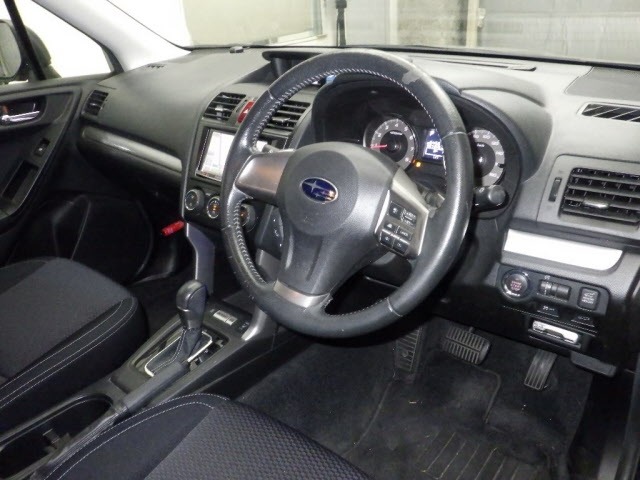 Subaru FORESTER 2013 7385549-3