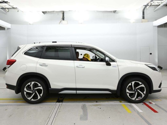 Subaru FORESTER 2021 7385606-3