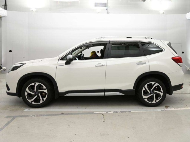 Subaru FORESTER 2021 7385606-4