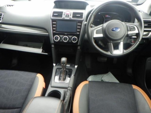 Subaru FORESTER 2018 7386261-3