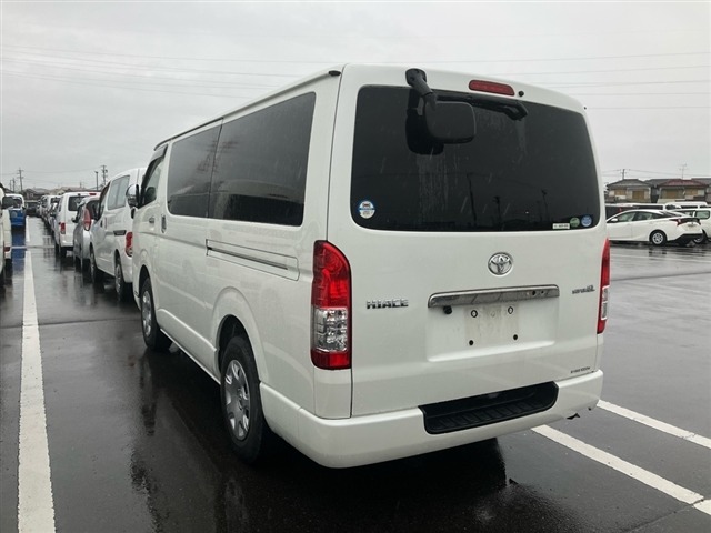 Toyota HIACE VAN 2017 7387663-1