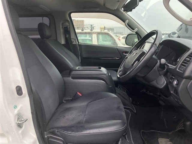 Toyota HIACE VAN 2017 7387663-5