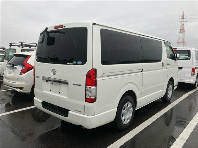 Toyota HIACE VAN 2017 7387663-9