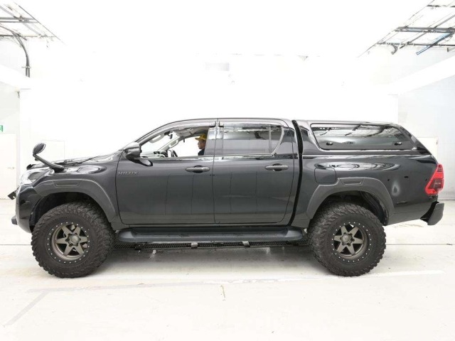 Toyota HILUX 2020 7384539-4