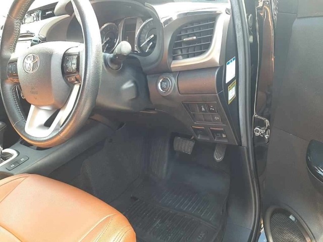 Toyota HILUX 2020 7384539-9