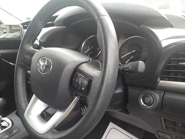Toyota HILUX 2021 7384541-9