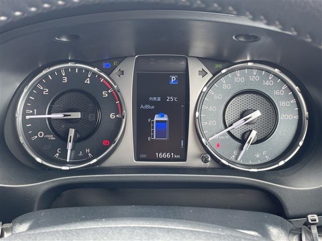Toyota HILUX 2023 7384831-1