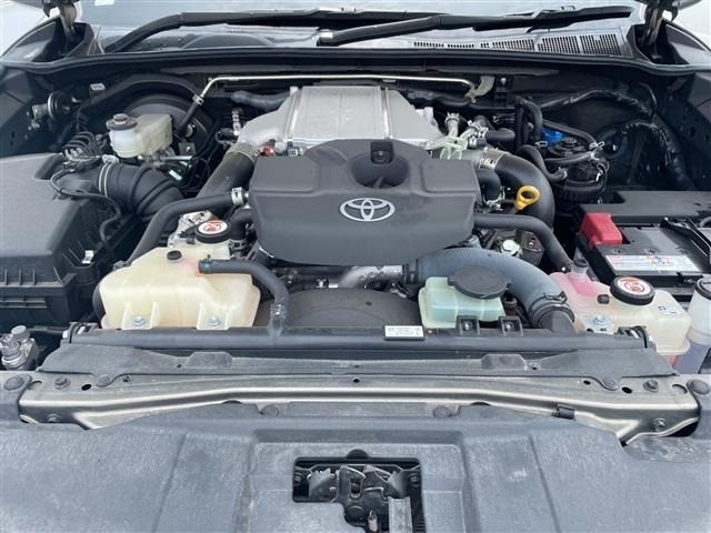 Toyota HILUX 2023 7384831-14