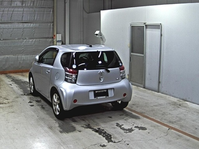 Toyota IQ 2010 7387396-1