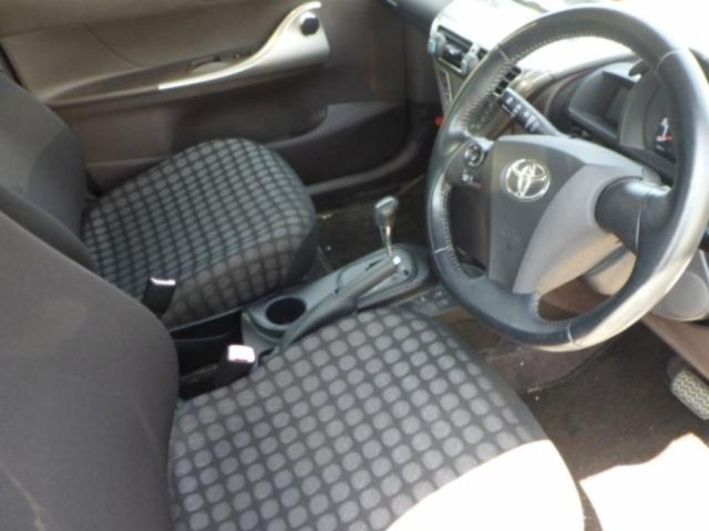 Toyota IQ 2010 7387396-3