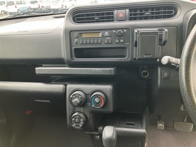 Toyota PROBOX VAN 2018 7382081-4