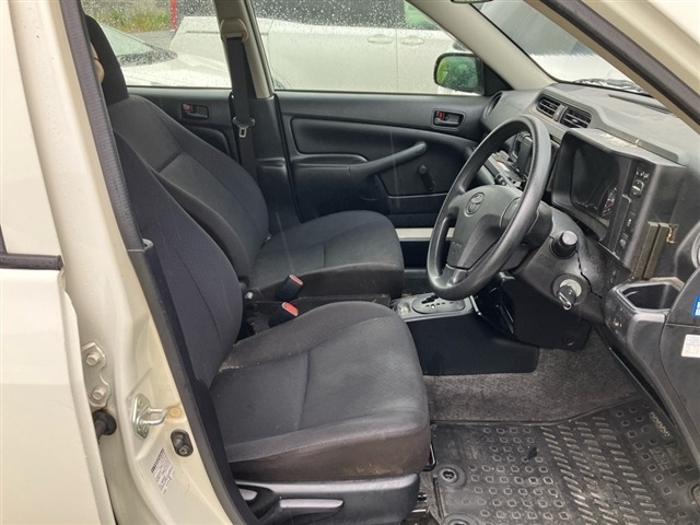 Toyota PROBOX VAN 2018 7382109-5