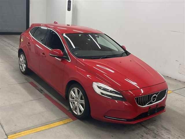 Volvo V40 2019 7377898-0