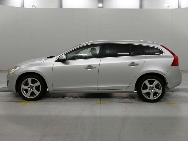 Volvo V60 2011 7383933-4