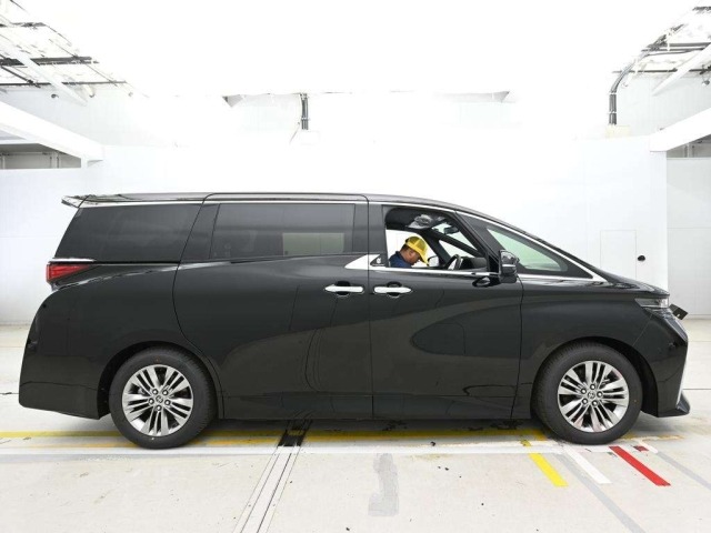 Toyota ALPHARD 2026 7387991-3