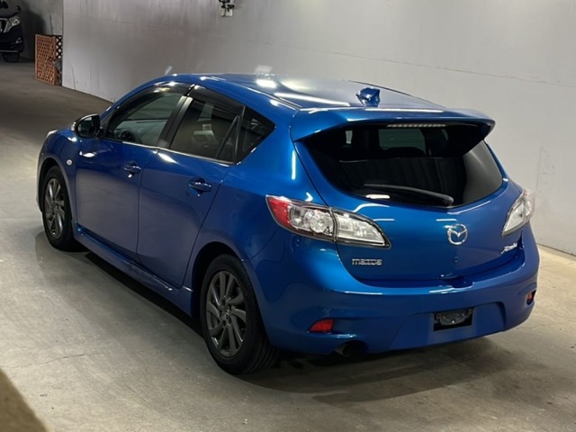 Mazda AXELA 2013 7401347-1