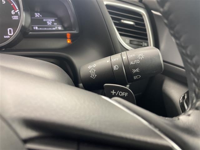 Mazda AXELA 2017 7401641-21