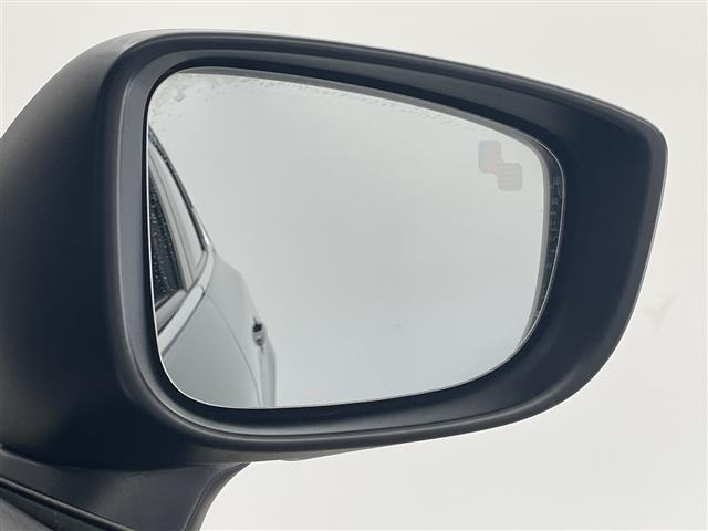 Mazda AXELA 2017 7401641-8