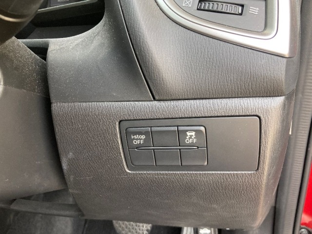 Mazda AXELA 2016 7401702-5