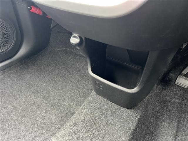 Daihatsu CAST 2018 7398194-35