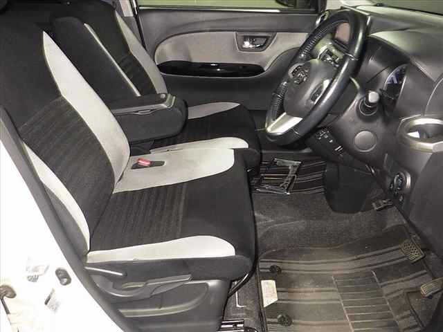 Daihatsu CAST 2017 7398639-9