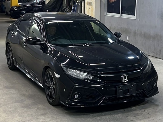 Honda CIVIC 2018 7396532-4