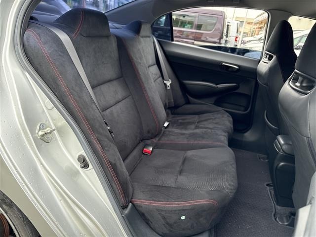 Honda CIVIC 2007 7396996-6