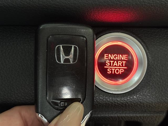 Honda CIVIC 2018 7397028-9