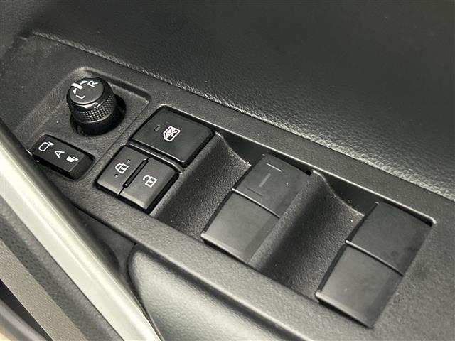 Toyota COROLLA CROSS 2023 7388263-2