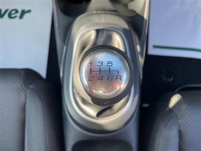 Honda CR-Z 2011 7395824-18