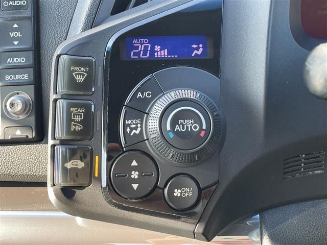 Honda CR-Z 2011 7395824-19