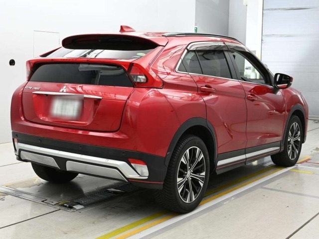 Mitsubishi ECLIPSE CROSS 2018 7401911-1