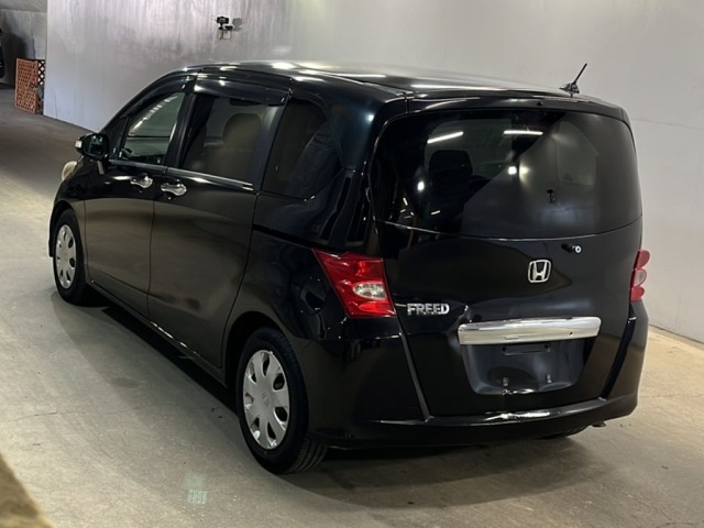 Honda FREED 2010 7420299-1
