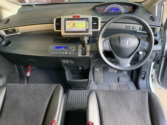 Honda FREED 2015 7420307-3