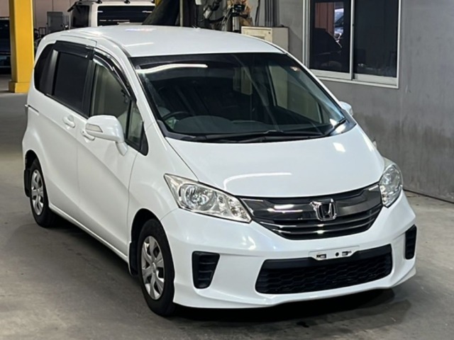 Honda FREED 2015 7420307-4