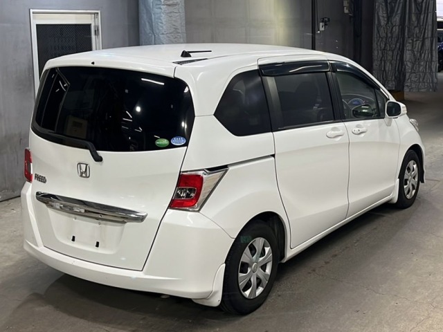 Honda FREED 2015 7420307-5