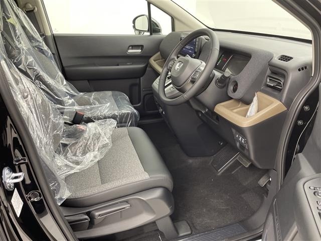 Honda FREED 2025 7420308-9
