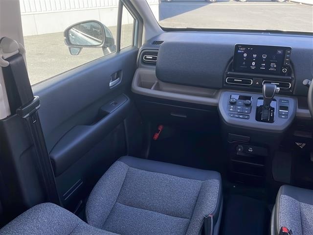 Honda FREED 2025 7421498-4