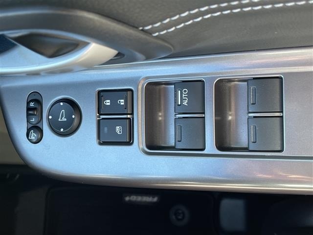 Honda FREED 2018 7421656-12
