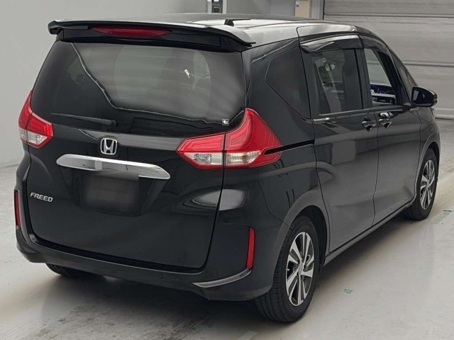 Honda FREED 2022 7421658-1