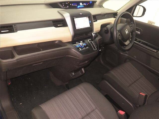 Honda FREED 2016 7421698-4