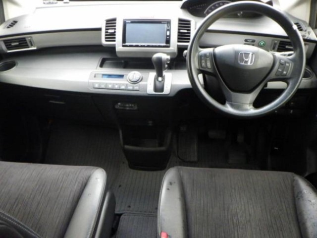 Honda FREED 2016 7421709-3
