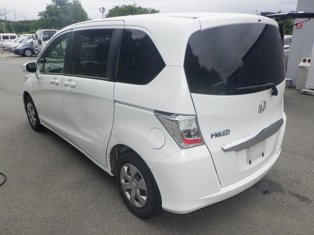 Honda FREED 2013 7421717-1