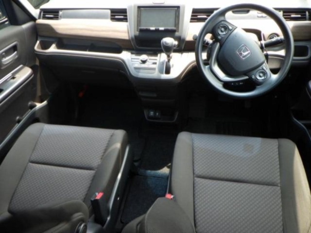 Honda FREED 2022 7421740-3