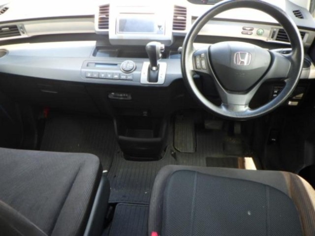 Honda FREED 2013 7421742-3