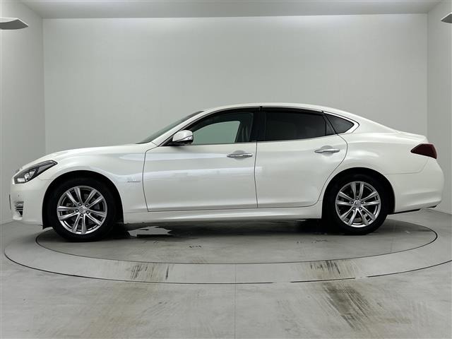 Nissan FUGA 2018 7395615-10