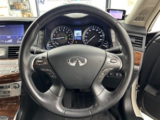 Nissan FUGA 2018 7395615-21